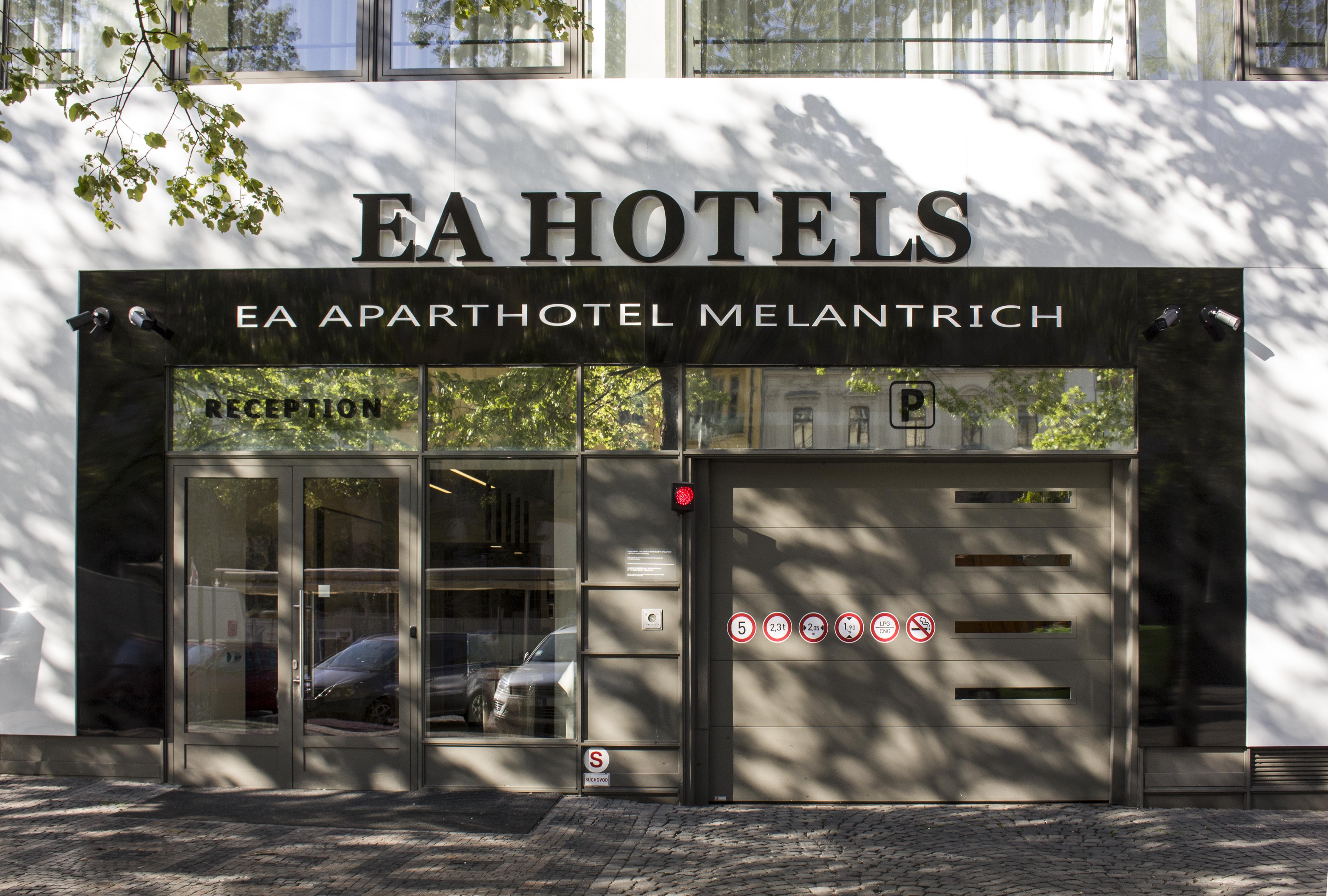 Ea Aparthotel Melantrich Praha Bagian luar foto